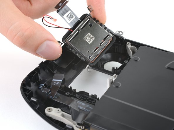 Steam Deck OLED Right Touchpad Replacement, Remove the touchpad: 25 단계, 이미지 3개 중 2개