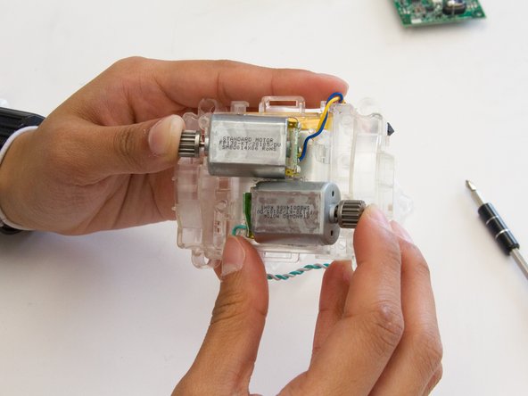 Sphero Ollie Motor Replacement: crwdns2935265:08crwdnd2935265:03crwdnd2935265:03crwdne2935265:0