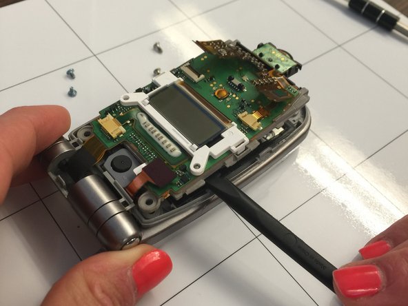 Panasonic EB-GD88 Screen Assembly Replacement: crwdns2935265:05crwdnd2935265:02crwdnd2935265:03crwdne2935265:0