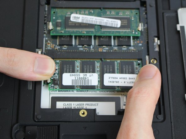 IBM ThinkPad 600E RAM Replacement: crwdns2935265:06crwdnd2935265:02crwdnd2935265:03crwdne2935265:0