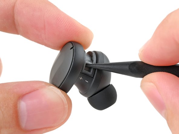 Fairphone Fairbuds Earbud Battery Replacement, Remove the battery: crwdns2935265:03crwdnd2935265:02crwdnd2935265:03crwdne2935265:0