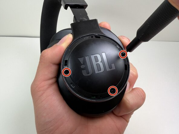 JBL Live 660NC Battery Replacement: step 2, image 1 of 1