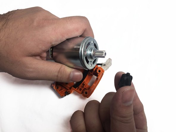 Ridgid JobMax R8620 Series E Drive Gear Cover Replacement: crwdns2935265:04crwdnd2935265:02crwdnd2935265:02crwdne2935265:0