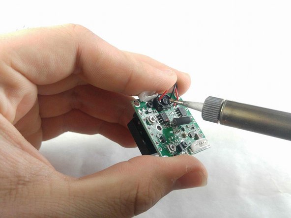 Lorex MC6950 Circuit Board Replacement: passo 4, imagem 2 %32