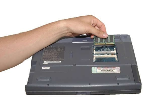 Sony VAIO PCG-933A RAM Replacement: crwdns2935265:05crwdnd2935265:03crwdnd2935265:03crwdne2935265:0