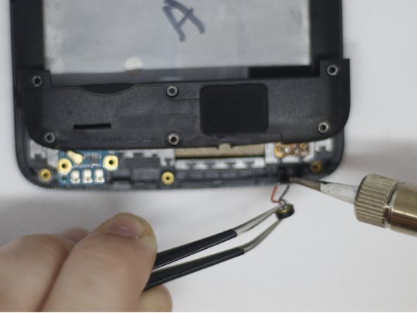 Fusion5 5.5 Gen II Microphone Replacement: crwdns2935265:04crwdnd2935265:03crwdnd2935265:03crwdne2935265:0