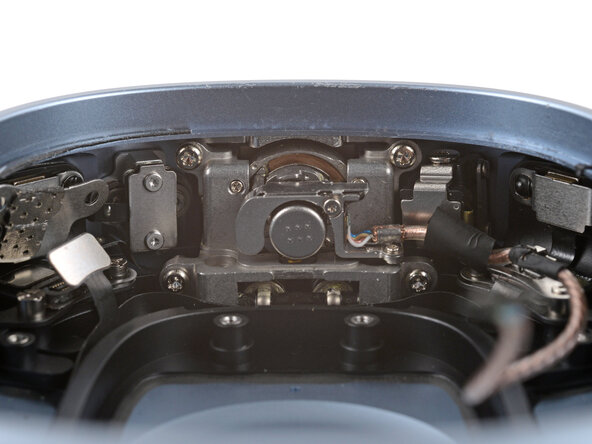 AirPods Max Right Headband Hinge Replacement, Remove the hinge screws: step 32, image 2 of 2