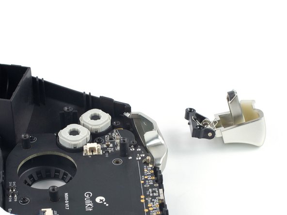 GuliKit KingKong 2 Pro Daughterboard Replacement, Remove the right trigger: step 19, image 3 of 3