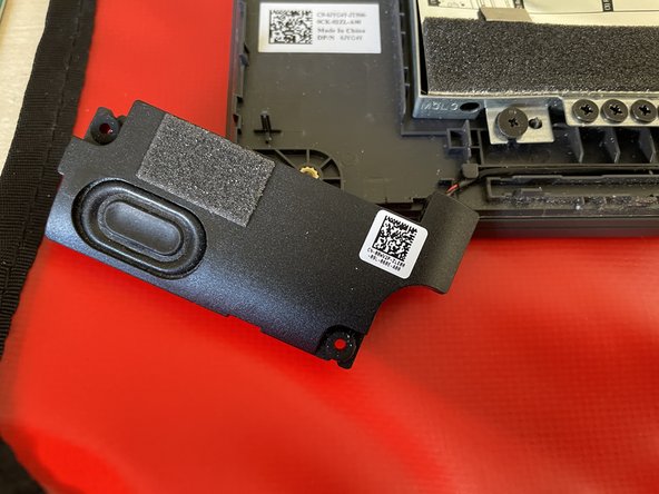 Dell Latitude 3510 Keyboard Replacement, Removal of fan, speakers and hard disk case: crwdns2935265:08crwdnd2935265:03crwdnd2935265:03crwdne2935265:0