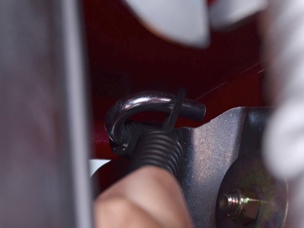 Toro Walk Behind Mowers 21199HD 2018 Brake Cable Replacement, Remove the brake cable: crwdns2935265:019crwdnd2935265:02crwdnd2935265:03crwdne2935265:0