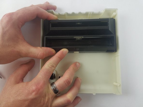 Retro-Bit Retro Duo Cartridge Doors Replacement: crwdns2935265:03crwdnd2935265:03crwdnd2935265:03crwdne2935265:0