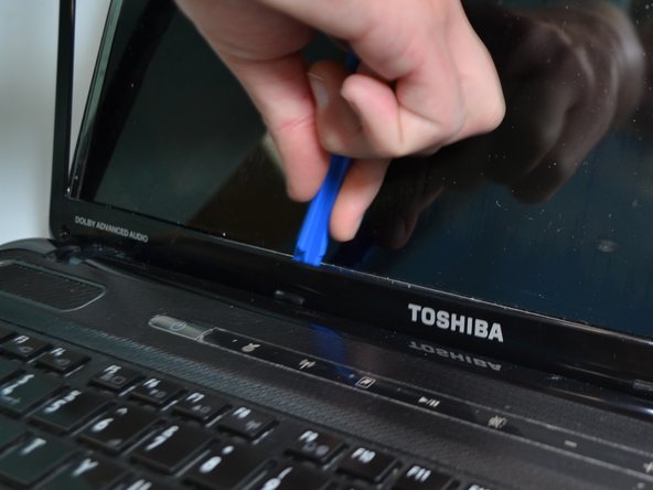 Toshiba Satellite A660-ST3NX2X Screen Replacement: crwdns2935265:06crwdnd2935265:02crwdnd2935265:02crwdne2935265:0