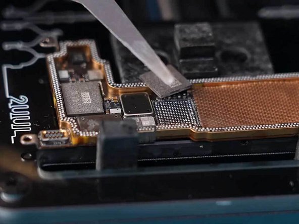 iPhone 13 WiFi Chip Replacement