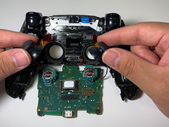 DualSense Controller V2 Stick Drift Fix: crwdns2935265:023crwdnd2935265:02crwdnd2935265:02crwdne2935265:0