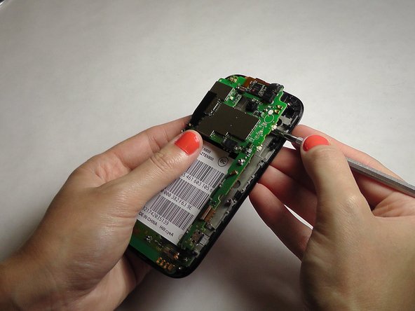 ZTE Awe Screen Replacement, Separate the motherboard from the screen: crwdns2935265:010crwdnd2935265:02crwdnd2935265:02crwdne2935265:0