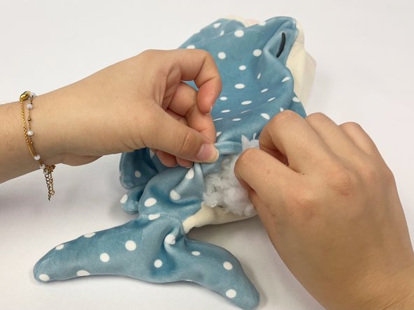 How to Restuff a Plushie: crwdns2935265:06crwdnd2935265:02crwdnd2935265:03crwdne2935265:0