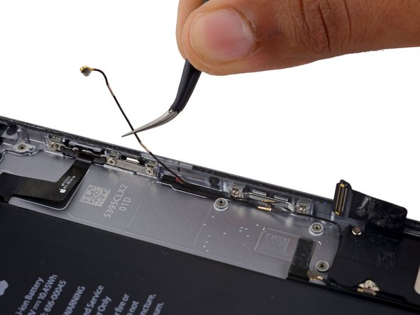 iPhone 6s Plus Rear Case Replacement: crwdns2935265:056crwdnd2935265:02crwdnd2935265:03crwdne2935265:0