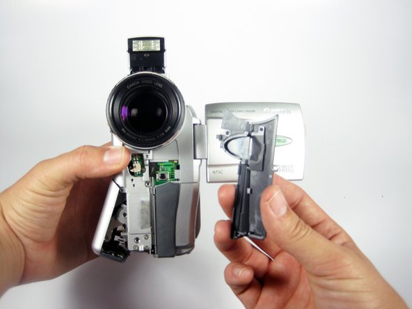 Canon Optura 100MC Button Pad Replacement: crwdns2935265:016crwdnd2935265:02crwdnd2935265:02crwdne2935265:0