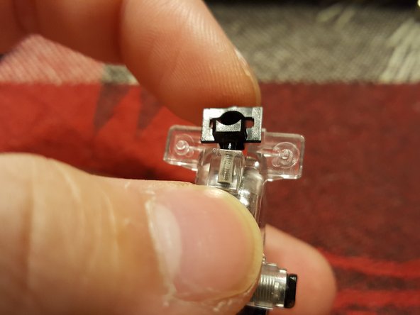 Logitech Anywhere Mouse MX Full Disassembly, Removing the scroll wheel: 手順 16、 3の画像 2