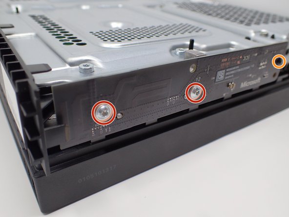 Changer un HDD pour un SSD sur une Xbox One X Project Scorpio Edition: étape 4, image 2 de 3