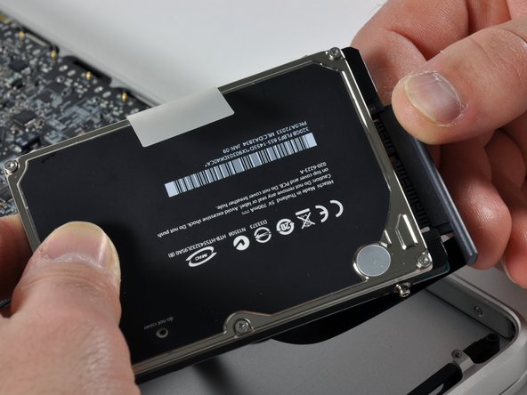 MacBook Pro 17" Unibody Teardown: crwdns2935265:08crwdnd2935265:02crwdnd2935265:03crwdne2935265:0