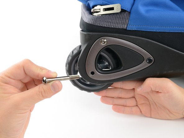 Wheel Replacement on Patagonia Freewheeler/Freightliner Luggage, Replace the wheel: crwdns2935265:03crwdnd2935265:02crwdnd2935265:03crwdne2935265:0