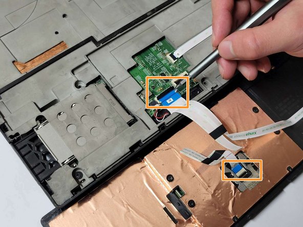 Lenovo ThinkPad W541 Touchpad Replacement: crwdns2935265:03crwdnd2935265:03crwdnd2935265:03crwdne2935265:0