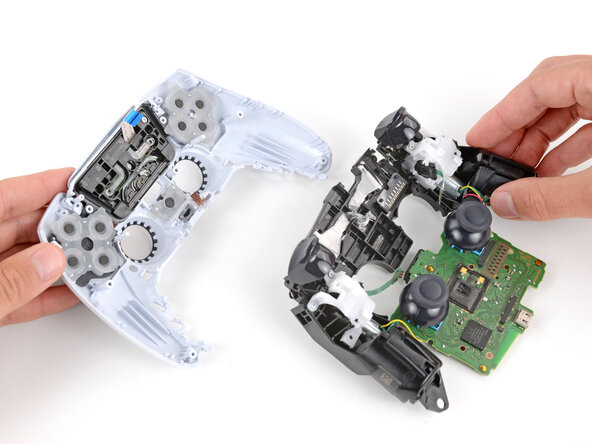 DualSense Controller V5 Buttons Replacement: crwdns2935265:027crwdnd2935265:03crwdnd2935265:03crwdne2935265:0