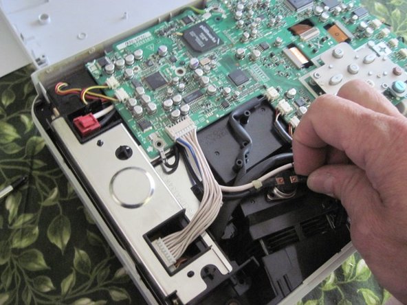 Sharp PG-A10X Thermal Fuse Replacement, Remove the thermal fuse (1): crwdns2935265:08crwdnd2935265:03crwdnd2935265:03crwdne2935265:0