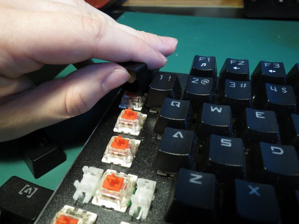 Kogan RGB Mechanical Keyboard Teardown, Remove keycaps: crwdns2935265:01crwdnd2935265:03crwdnd2935265:03crwdne2935265:0