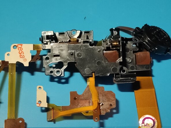 Sony A7 II Top Flex Cable replacement, Removing the protective film: crwdns2935265:041crwdnd2935265:02crwdnd2935265:03crwdne2935265:0