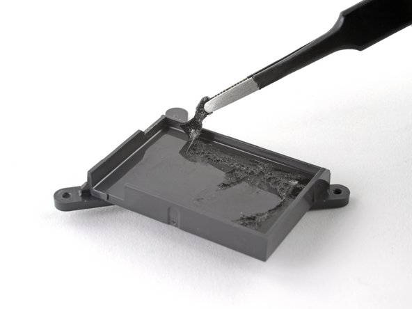 Logitech MX Master 3S Battery Replacement, Remove the battery: crwdns2935265:018crwdnd2935265:03crwdnd2935265:03crwdne2935265:0