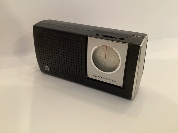 Panasonic R-1159 AM radio Teardown, Panasonic R-1159 AM radio Teardown: crwdns2935265:01crwdnd2935265:01crwdnd2935265:03crwdne2935265:0