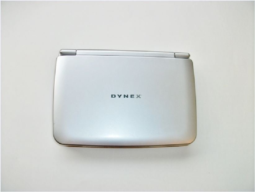 DYNEX  ビデオコード s-l1200.jpg