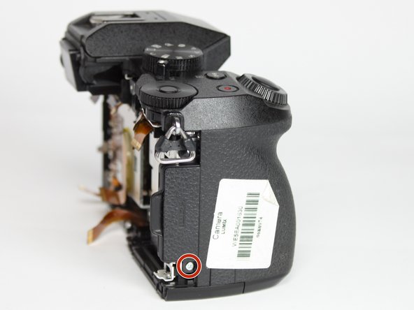 Panasonic Lumix DMC-G7 Rear Thumbwheel Replacement: crwdns2935265:012crwdnd2935265:02crwdnd2935265:02crwdne2935265:0