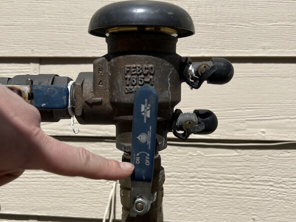 FEBCO 765-1 PVB Bonnet and Poppet Replacement: crwdns2935265:013crwdnd2935265:03crwdnd2935265:03crwdne2935265:0