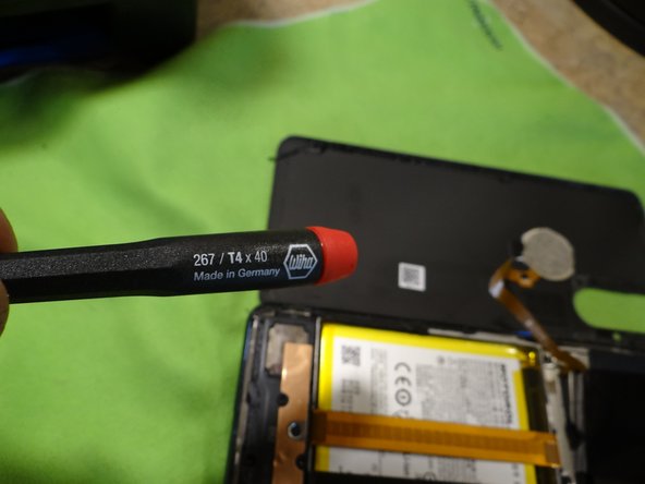 Motorola Hyper Android Phone Charging port Replacement, Opening cover: crwdns2935265:04crwdnd2935265:03crwdnd2935265:03crwdne2935265:0