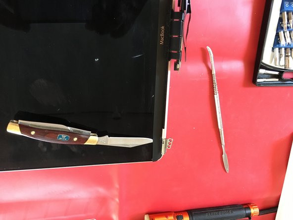 How to build a display using a iMac: step 15, image 3 of 3