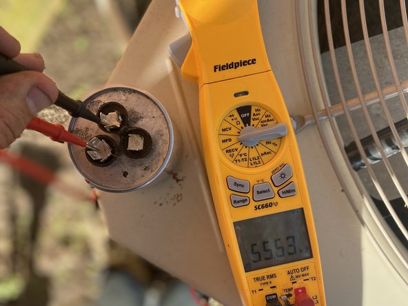 HVAC Run Capacitor Replacement: 手順 6、 3の画像 2