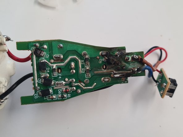 Westinghouse Stick Mixer 800W Teardown, PCB: crwdns2935265:07crwdnd2935265:02crwdnd2935265:03crwdne2935265:0