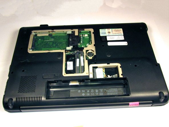 HP G71t-300 Cooling Fan Replacement: crwdns2935265:07crwdnd2935265:02crwdnd2935265:02crwdne2935265:0