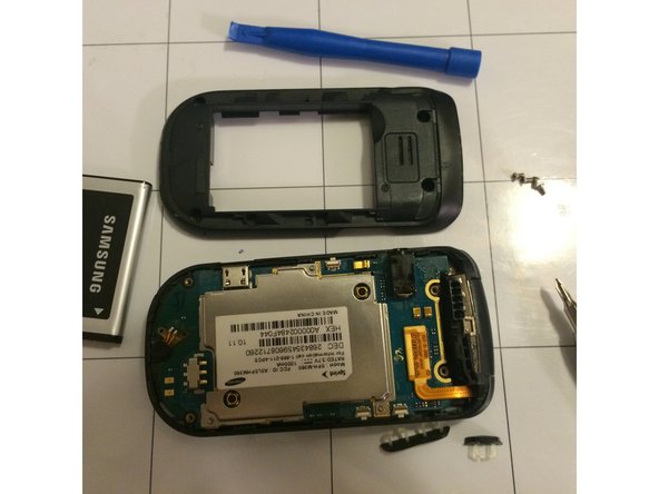 Samsung SPH-M360 Keyboard Replacement: crwdns2935265:05crwdnd2935265:02crwdnd2935265:02crwdne2935265:0