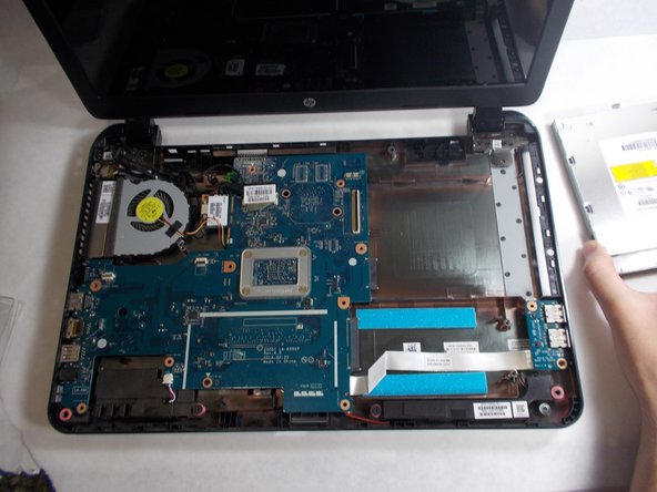 HP 15-g071nr Motherboard Replacement: crwdns2935265:09crwdnd2935265:03crwdnd2935265:03crwdne2935265:0