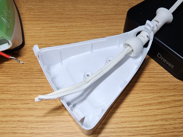 Black and Decker IR02V-T Power Cord Replacement: crwdns2935265:03crwdnd2935265:02crwdnd2935265:03crwdne2935265:0