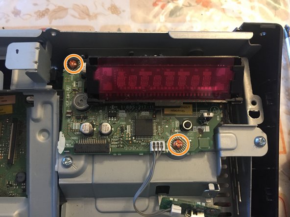 Sony BDV-NF620 Teardown, Display: crwdns2935265:010crwdnd2935265:02crwdnd2935265:02crwdne2935265:0