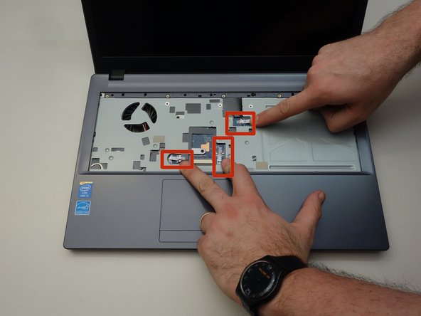 why! W650SZ Remplacement de la carte mère, Remplacer la carte mère (suite): crwdns2935265:016crwdnd2935265:02crwdnd2935265:03crwdne2935265:0