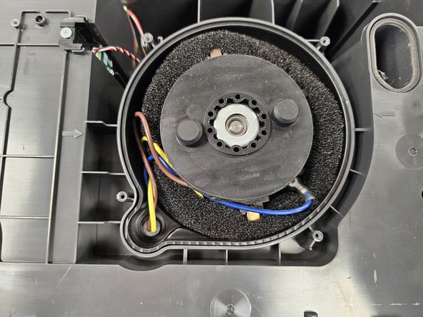 S7 MaxV Ultra dock: Suction fan replacement, Suction fan cover: crwdns2935265:014crwdnd2935265:02crwdnd2935265:02crwdne2935265:0