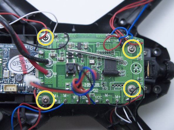 Helicute Petrel H820HC (Drone) Disassembly, Remove the main PCB: step 10, image 2 of 3