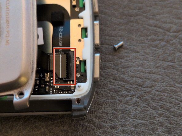 Pebble Time 2 – Zerlegung und Tastenreparatur, Flachbandkabel trennen: Schritt 4, Bild 1 von 1