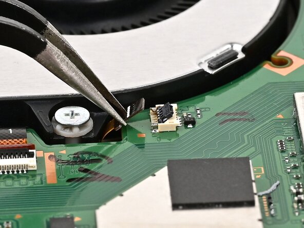 Nintendo Switch 2 Board Replacement: crwdns2935265:041crwdnd2935265:03crwdnd2935265:03crwdne2935265:0